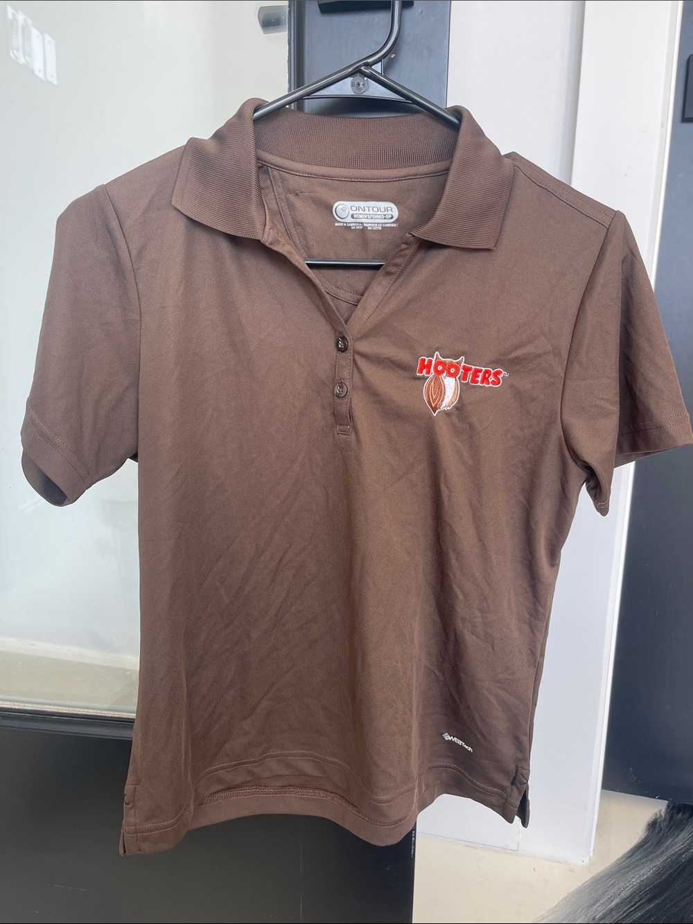 Hooters Manager Brown Polo shirt small